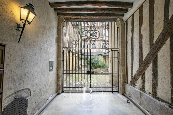 Paris 6ème, Appartement 2 Chambres -  91 m² à vendre