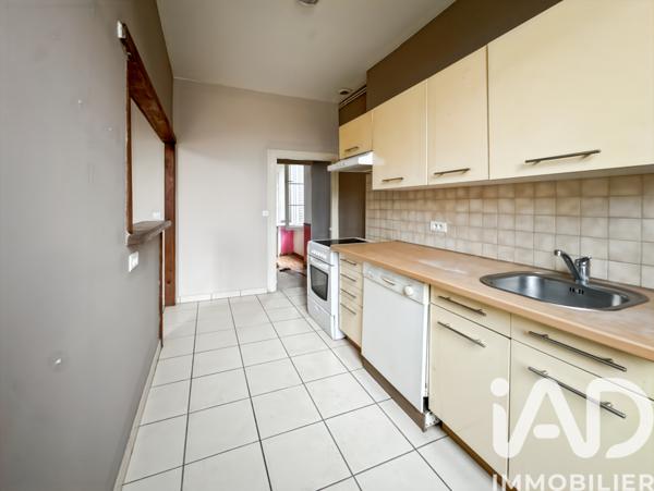Immeuble à vendre 158 m² Montholon