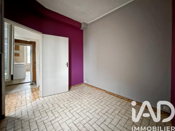 Immeuble à vendre 158 m² Montholon