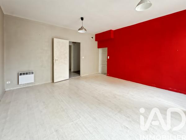 Immeuble à vendre 158 m² Montholon