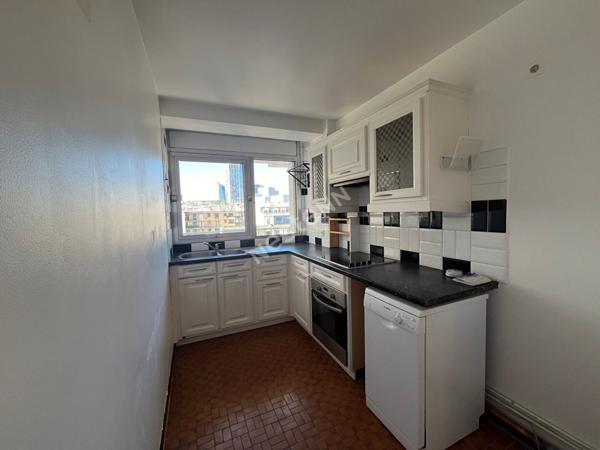 Puteaux : Puteaux Appartement 3 pièces lumineux de 61m² avec Balcon, cave et Parking