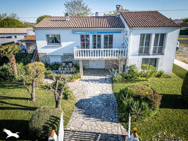 Maison à vendre |  Surgères |  7 pièces | 176 m²