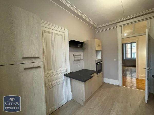 Appartement à louer 4 pièces 85.84m² Belfort (90000)