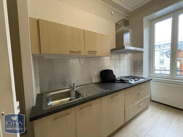 Appartement à louer 4 pièces 85.84m² Belfort (90000)