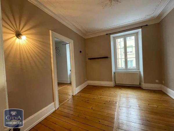 Appartement à louer 4 pièces 85.84m² Belfort (90000)