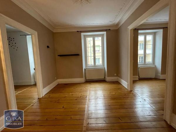 Appartement à louer 4 pièces 85.84m² Belfort (90000)