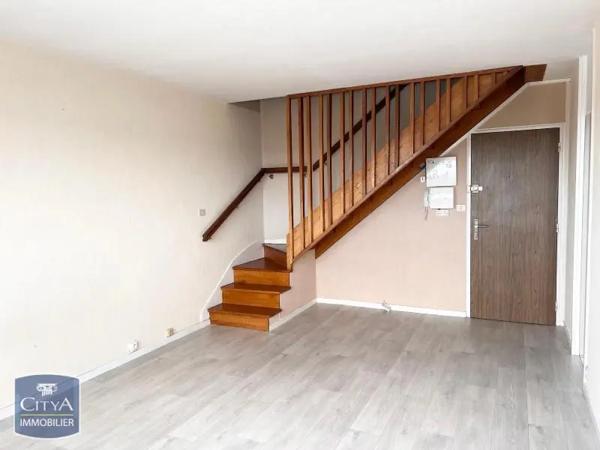 Appartement à louer 2 pièces 49.8m²