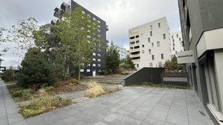JOLI T3 avec son grand balcon à l’ouest, à proximité du métr