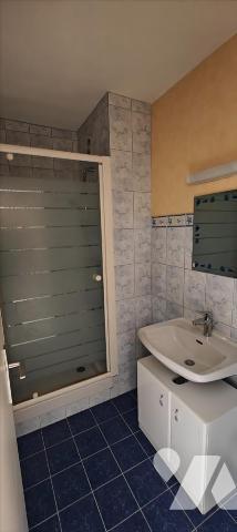 Besançon, Chaprais T5 de 100 m² dans immeuble sécurisé.