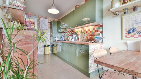 Dpt Nord (59), à vendre appartement 5 pièces de 98 m² - ROUBAIX