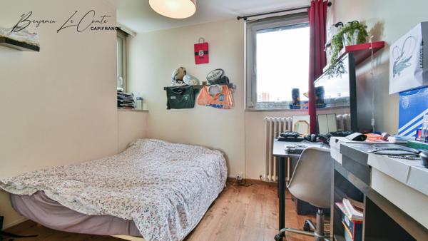 Dpt Nord (59), à vendre appartement 5 pièces de 98 m² - ROUBAIX