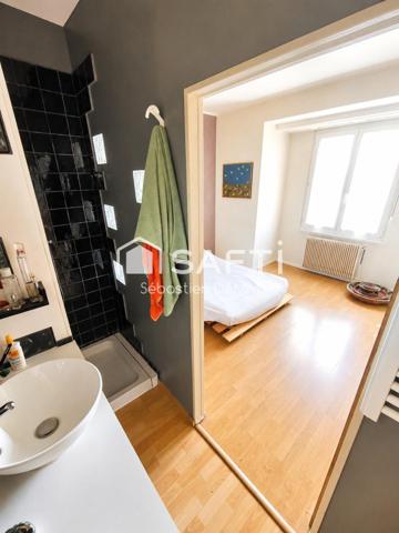 À vendre Mulhouse – Grande maison familiale avec jardin, garages et potentiel de division en 3 logements
