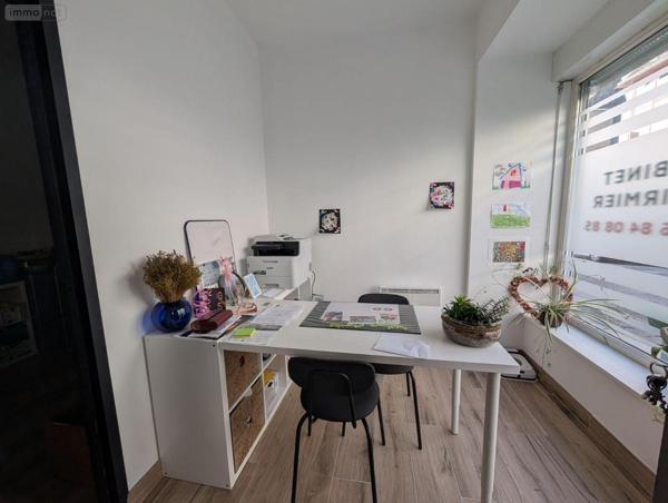 Local mixte (Pro/Hab) à vendre à Landivisiau dans le Finistère (29400), ref : 4125