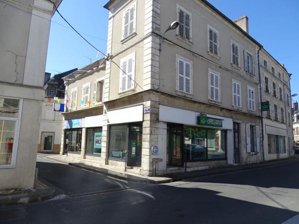 Vente Immeuble460 m² - 18 Pièces - LIGNIERES (18160)