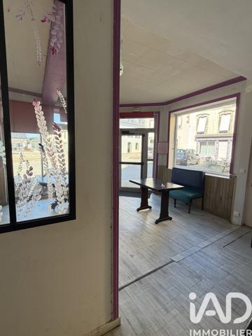 Immeuble à vendre 284 m² Plomodiern