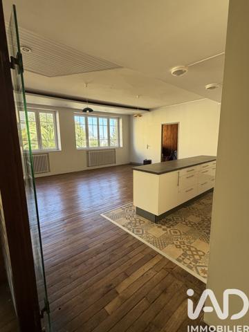 Immeuble à vendre 284 m² Plomodiern