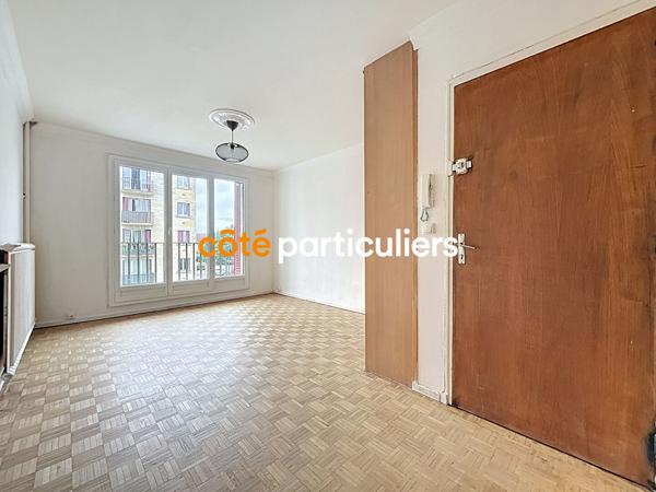Vente Appartement26,78 m² - 1 Pièce - SAINT MAUR DES FOSSES (94210)