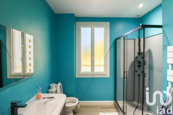 Maison traditionnelle 7 pièces de 152 m² à Lanobre (15270)