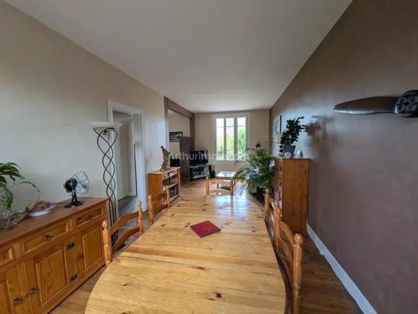 Vente                                                      Maison
                        
                     5 pièces                      77 m2                     à Champs-sur-Marne