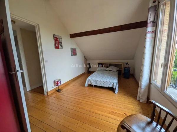 Vente                                                      Maison
                        
                     5 pièces                      77 m2                     à Champs-sur-Marne