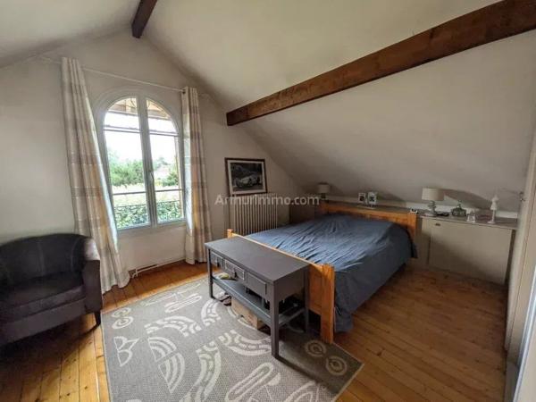 Vente                                                      Maison
                        
                     5 pièces                      77 m2                     à Champs-sur-Marne