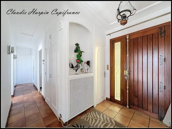 Maison à vendre 8 pièces (79) CHATILLON-SUR-THOUET - 219 m² hab 4 à 6 ch - terrain environ 2500 m²