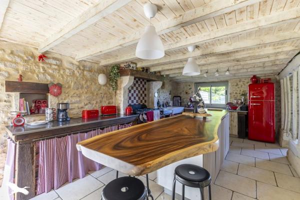 Maison à vendre 289 900 € La Berthenoux 6 p 198 m² DPE D