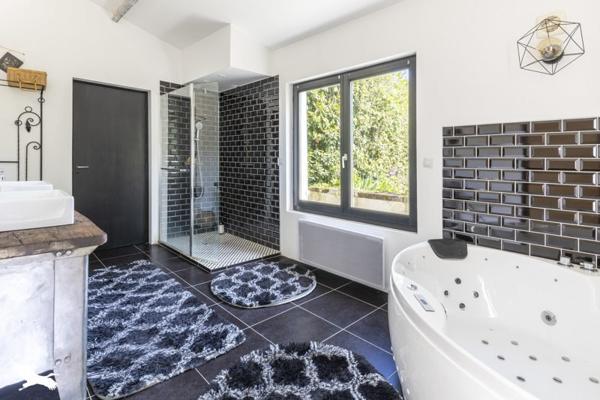 Maison à vendre 289 900 € La Berthenoux 6 p 198 m² DPE D