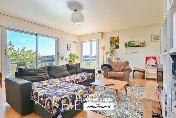 Appartement
         5 pièces
        - 112 m² 194 900 € *