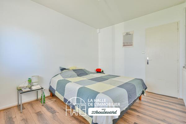 Appartement
         5 pièces
        - 112 m² 194 900 € *