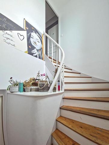 Immeuble mixte centre-bourg – murs commerciaux + logement