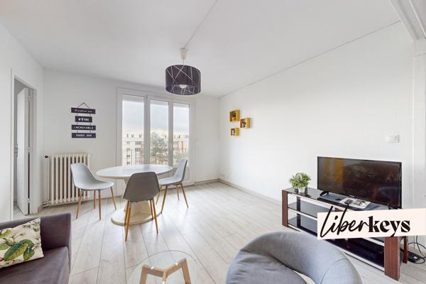 Appartement 4 chambres avec balcon 