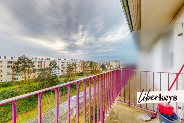 Appartement 4 chambres avec balcon 