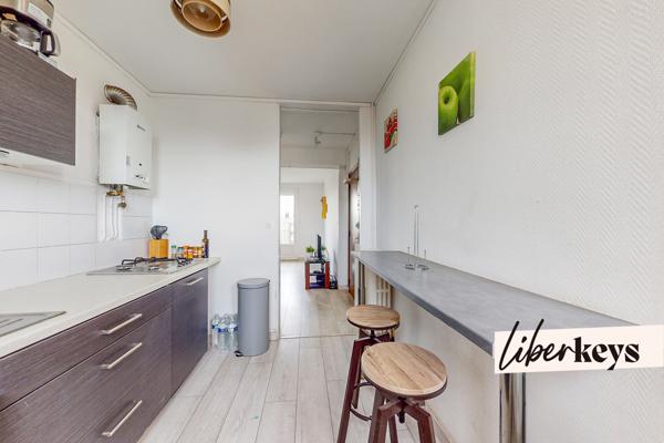 Appartement 4 chambres avec balcon 