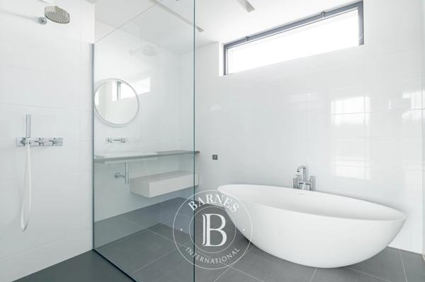 Paris 14ème, Appartement 3 Chambres -  160 m² à vendre