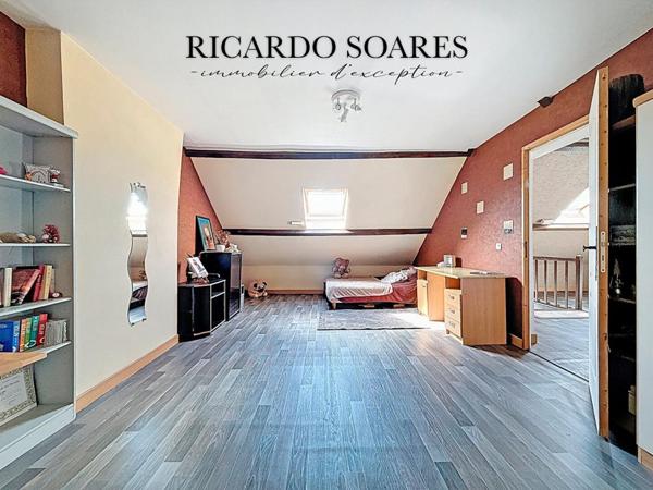 60700 PONT-SAINTE-MAXENCE - GRANDE MAISON FAMILIALE 277m2 / 7 CHAMBRES / 1 STUDIO INDEPENDANT / GRAND GARAGE