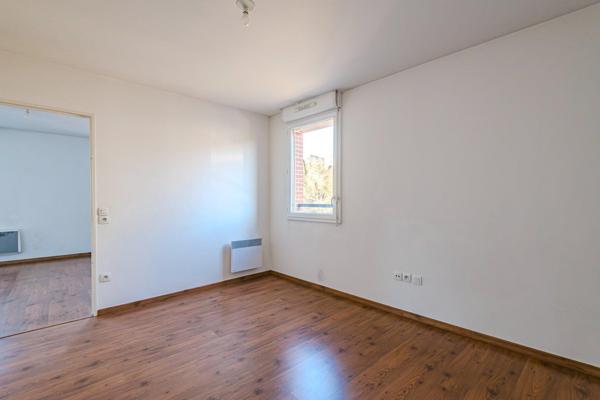 Appartement type 2 avec terrasse et parking