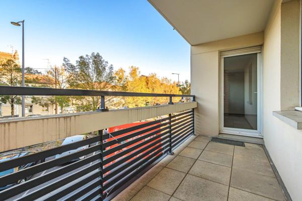 Appartement type 2 avec terrasse et parking