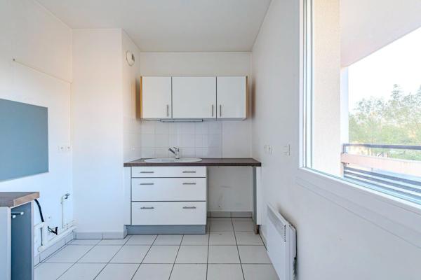Appartement type 2 avec terrasse et parking
