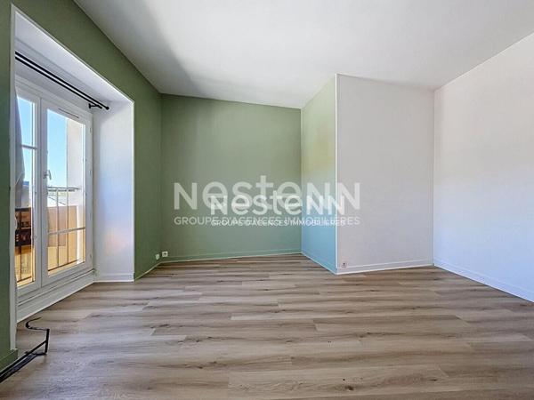 Appartement à vendre au centre ville de L'Isle Adam - 4 pièces avec garage fermé