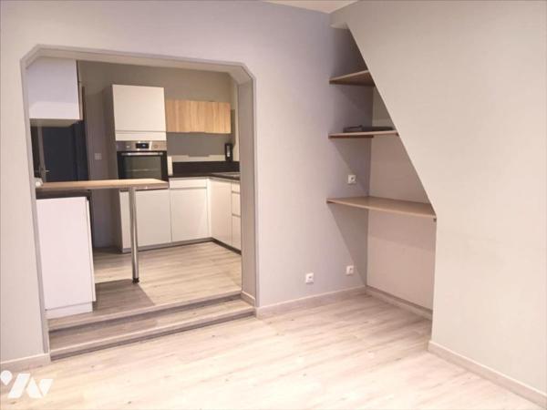ROUEN PLACE HENRI IV APPARTEMENT F2 AVEC PARKING EN PARFAIT ETAT