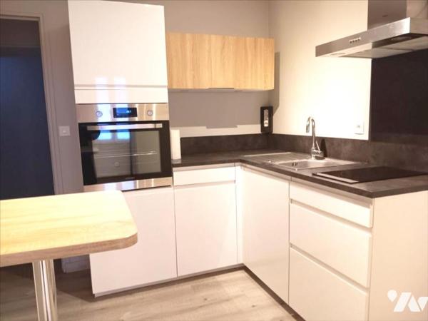 ROUEN PLACE HENRI IV APPARTEMENT F2 AVEC PARKING EN PARFAIT ETAT