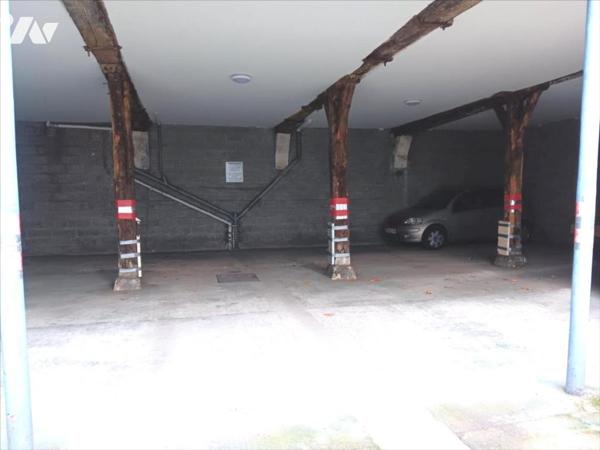 ROUEN PLACE HENRI IV APPARTEMENT F2 AVEC PARKING EN PARFAIT ETAT