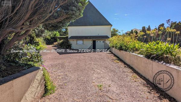 Maison individuelle à vendre à Trébeurden dans les Côtes-d'Armor (22560), ref : VM361-22093