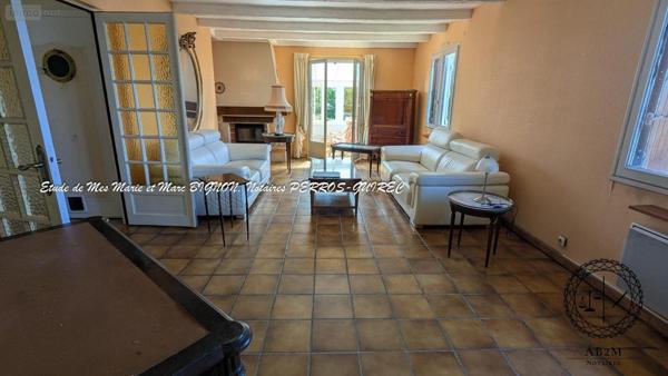 Maison individuelle à vendre à Trébeurden dans les Côtes-d'Armor (22560), ref : VM361-22093