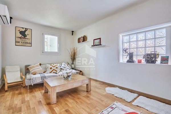 Exclusivité : Belle bâtisse au calme avec piscine secteur recherché SET CLUB/IBS