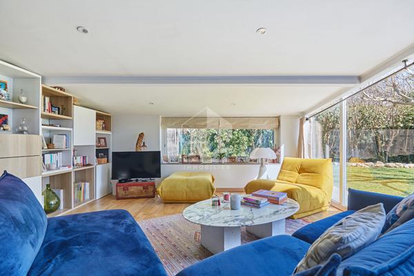 Exclusivité : Belle bâtisse au calme avec piscine secteur recherché SET CLUB/IBS