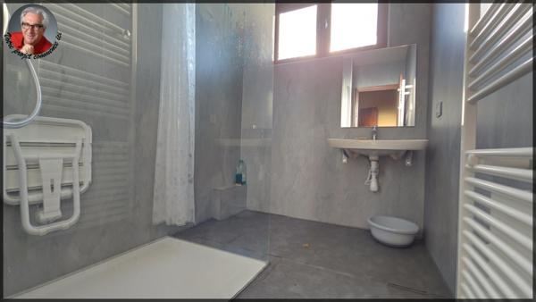 Vernoux-en-Vivarais (07240) Maison familiale avec terrain à deux pas du centre de Vernoux-en-Vivarais