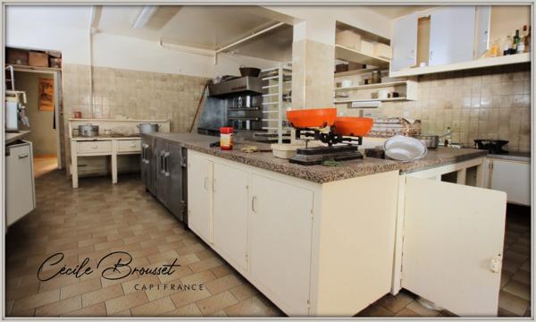 Immeuble à vendre SAINT LAURENT DE CERDANS (66)