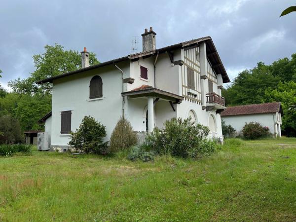 Maison à vendre    6 pièces • 181 m2 Losse